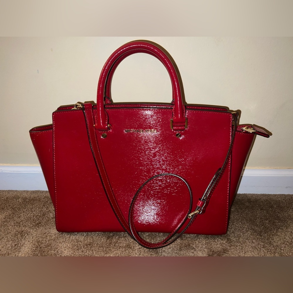 Micheal Kors Red Tote